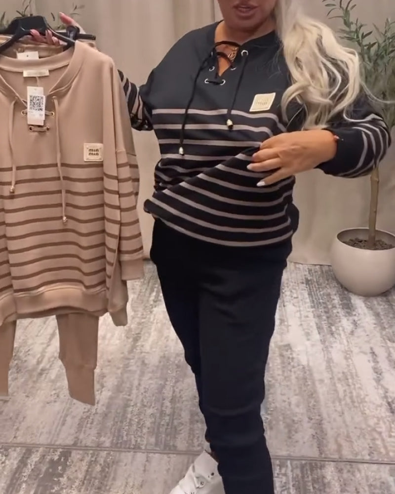 Dwuczęściowy zestaw sportowy w paski do kostki