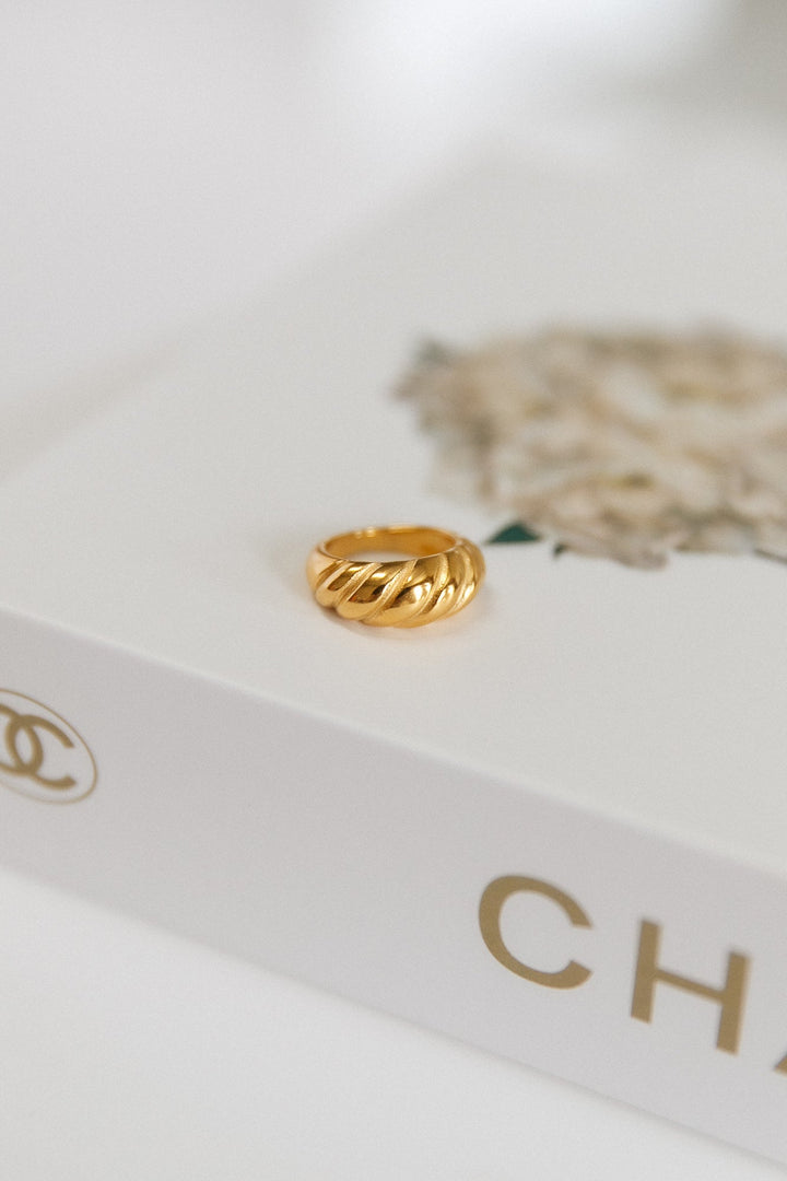 Prsten Daydreaming About You ve 18K zlatě pozlacený