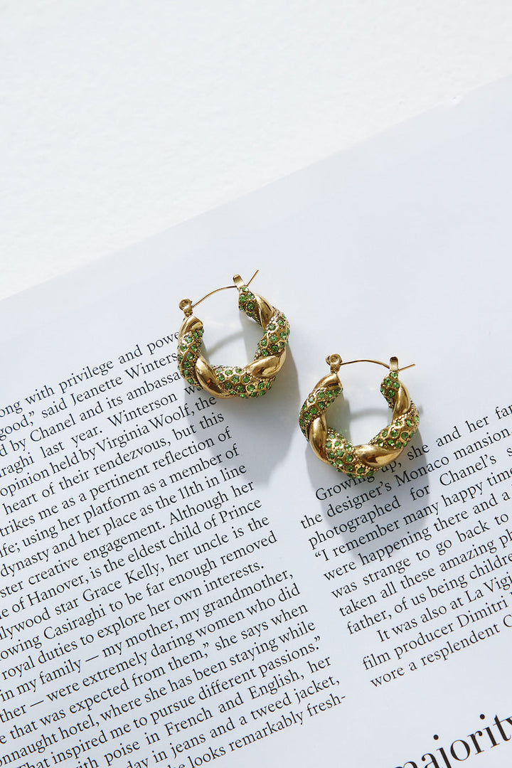 Náušnice Crystal Lover z 18k zlaceného kovu se zelenými kameny