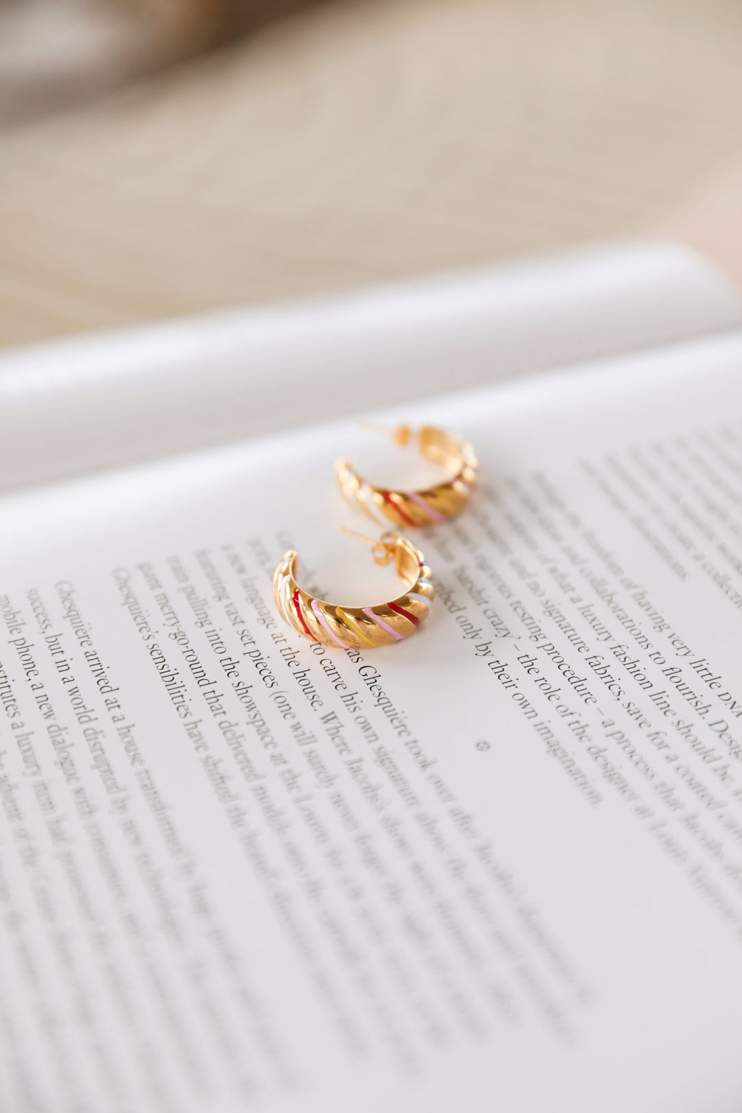 Náušnice s 18K zlatým pozlacením Liquorice Dreams