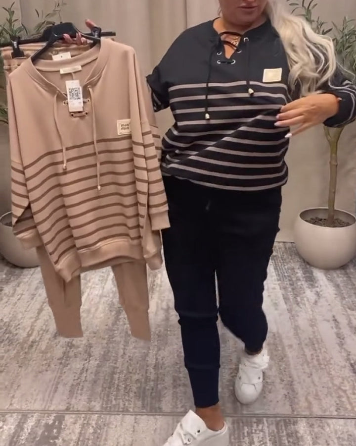 Dwuczęściowy zestaw sportowy w paski do kostki